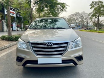 Toyota Innova 2014 - Xe đăng ký 2014, xe gia đình, giá chỉ 375tr