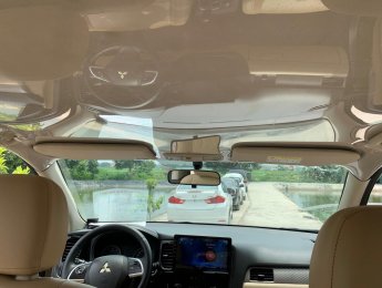 Mitsubishi Outlander 2016 - Màu xám, nhập khẩu