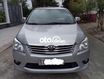 Toyota Innova GIA ĐÌNH BÁN XE   E ĐỜI CUỐI 2013 2013 - GIA ĐÌNH BÁN XE TOYOTA INNOVA E ĐỜI CUỐI 2013