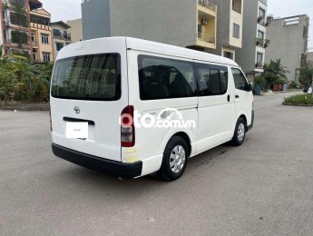 Toyota Hiace   2011,số sàn máy xăng,16 chỗ. 2011 - Toyota Hiace 2011,số sàn máy xăng,16 chỗ.