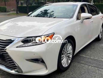 Toyota RAV4 bán lexus ES 250 2016 nhập nhật ít chạy rất mới ! 2016 - bán lexus ES 250 2016 nhập nhật ít chạy rất mới !