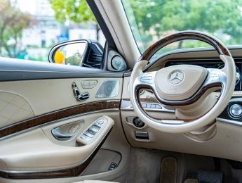 Mercedes-Benz Maybach S400 2016 - Màu đen, giá cạnh tranh