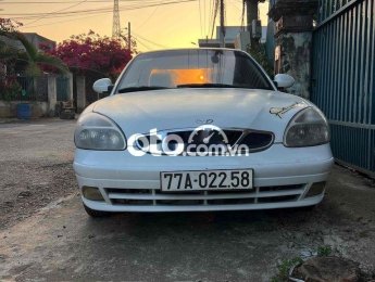 Daewoo Nubira 2002 - Xe màu trắng
