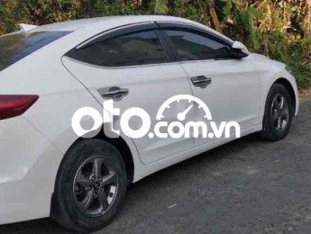 Hyundai Elantra lên 7 chỗ cần bán chiếc  2018 2018 - lên 7 chỗ cần bán chiếc elantra 2018