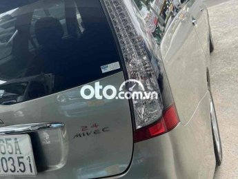 Mitsubishi Grandis   2009 2009 - mitsubishi Grandis 2009
