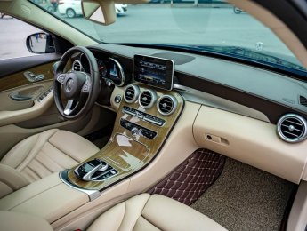 Mercedes-Benz C 250 2018 - Xe màu đen