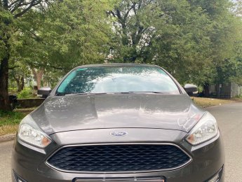 Ford Focus 2018 - Xe gia đình, giá chỉ 499tr