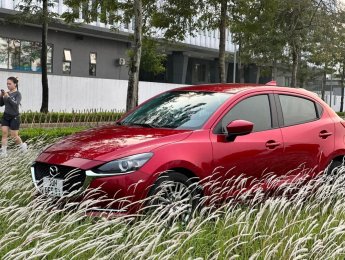 Mazda 2 2022 - Đăng ký lần đầu cuối 2022, chính chủ giá chỉ 528tr