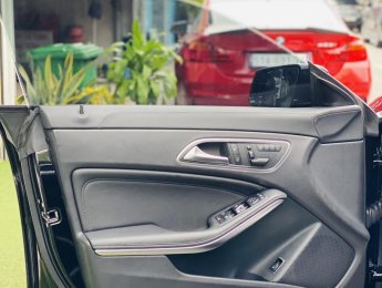 Mercedes-Benz CLA 250 2015 - Xe màu đen