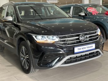 Volkswagen Tiguan 2023 - Màu đen Pearlescent huyền bí lịch lãm - Kiểu mới trẻ trung - Khuyến mãi tháng 6/2023 10% trước bạ