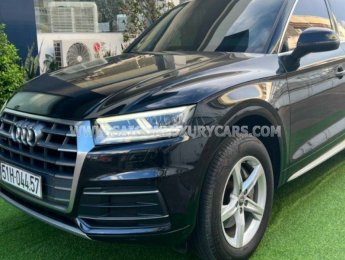 Audi Q5 2018 - Màu đen, nhập khẩu nguyên chiếc