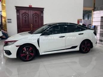 Honda Civic 2018 - Nhập khẩu nguyên chiếc, thiết kế thể thao mạnh mẽ