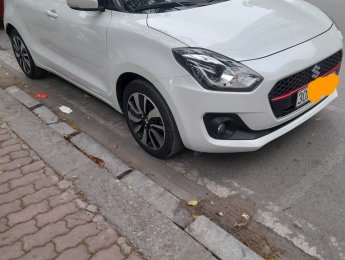 Suzuki Swift 2018 - Đăng kí 2019 biển Hà Nội
