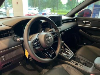 Honda HR-V 2023 - Ưu đãi quà tặng giá trị - Sẵn xe giao ngay