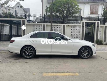 Mercedes-Benz E300 Mercedes E300 AMG 2021 trắng siêu lướt 2021 - Mercedes E300 AMG 2021 trắng siêu lướt