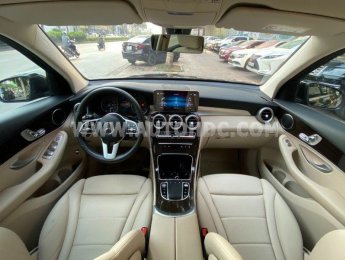 Mercedes-Benz GLC 200 2022 - Màu đen