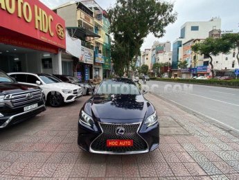 Lexus LS 500 2017 - Màu xanh lam, xe nhập