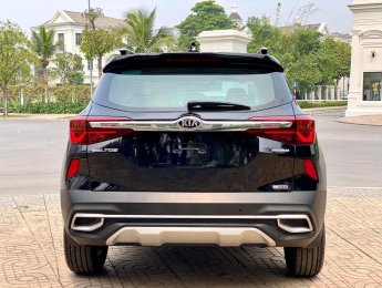 Kia Seltos 2021 - Xe màu xanh lam