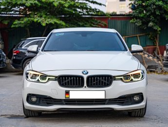 BMW 320i 2016 - Màu trắng, biển HN