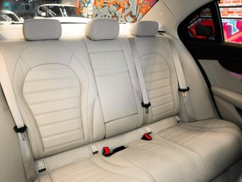 Mercedes-Benz C200 2019 - Xe chạy 2.5 vạn km