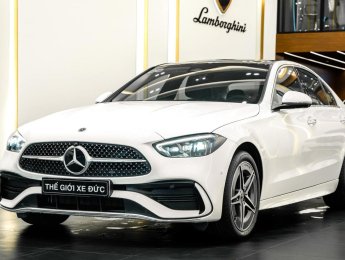 Mercedes-Benz C300 2022 - Màu trắng