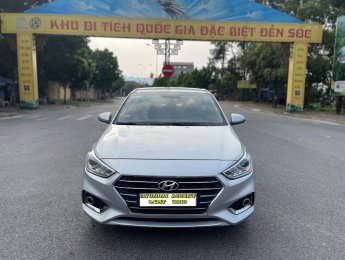 Hyundai Accent 2018 - Bản đủ: Khóa đề nổ start, màn hình, lazang đúc - Xe thơm mùi nỉ