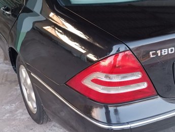 Mercedes-Benz C180 2004 - Cần bán xe đảm bảo xe không đâm đụng, ngập nước, xe đang chạy đi làm hàng ngày, chỉ 145tr