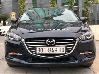 Mazda 3 2019 - Cần bán xe gia đình giá tốt 560tr