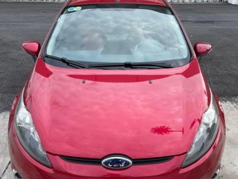 Ford Fiesta 2013 - Màu đỏ