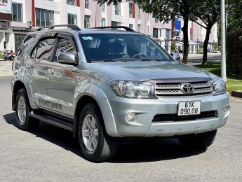 Toyota Fortuner 2009 - Máy xăng, Option: Ghế da chỉnh điện 