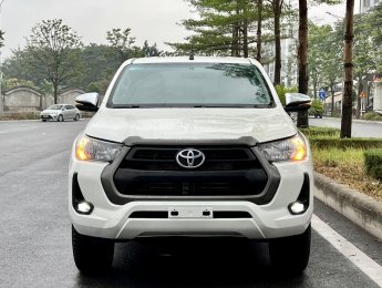 Toyota Hilux 2021 - Xe ít sử dụng, giá chỉ 695tr