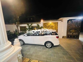 Kia Sedona xe nhà đi còn rất đẹ 2020 - xe nhà đi còn rất đẹ