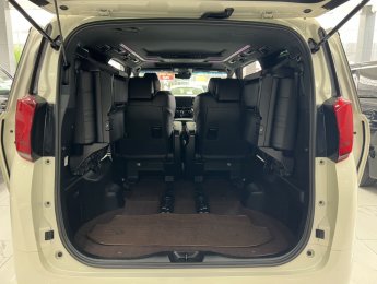 Toyota Alphard 2022 - Bán xe model 2022, xe đăng ký cá nhân biển Hà Nội một chủ từ đầu. Cam kết như xe mới