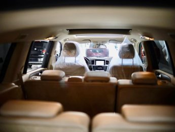 Mercedes-Benz GL 350 2016 - Màu đen, nội thất kem