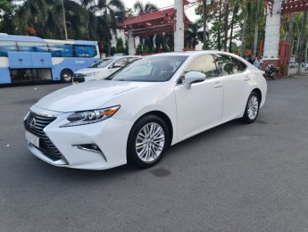 Lexus ES 250 2017 - Xe nhà trùm mền không chạy còn rất mới - Bảo hiểm 2 chiều - Toàn bộ còn zin theo xe
