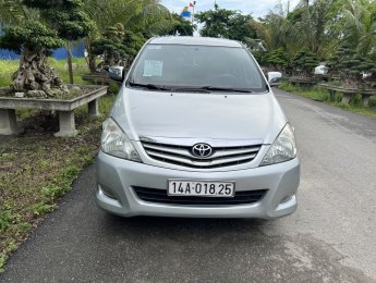 Toyota Innova 2011 - Bản đủ G xịn không taxi dịch vụ