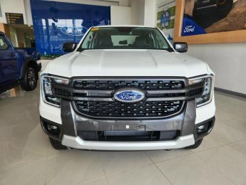 Ford Ranger 2023 - Bản nâng cấp đèn cao cấp - KM full phụ kiện