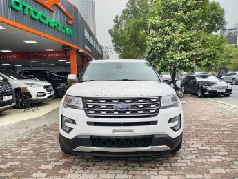 Ford Explorer 2016 - Màu trắng, nội thất kem