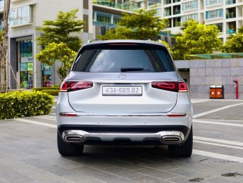 Mercedes-Benz GLS 450 2022 - Màu Mojave (bạc), nội thất đen