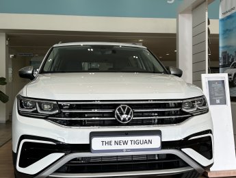 Volkswagen Tiguan Allspace Tiguan Allspace trắng cực đẹp miễn thuế trước bạ 100% 2022 - Cần bán xe Volkswagen Tiguan Allspace Tiguan Allspace trắng cực đẹp miễn thuế trước bạ 100% đời 2022, màu trắng, nhập khẩu chính hãng
