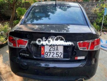 Kia Forte Bán xe  R S xe gia đình 2013 - Bán xe KIA FORTER S xe gia đình