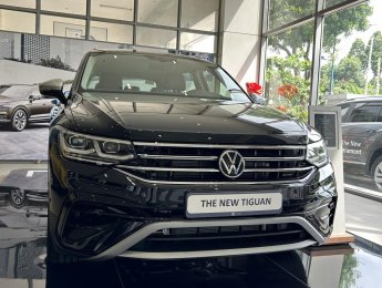 Volkswagen Tiguan Allspace Tiguan Allspace đen nội thất đen cực sang trọng 2023 NEW MODEL 2022 - Bán xe Volkswagen Tiguan Allspace Tiguan Allspace đen nội thất đen cực sang trọng 2023 NEW MODEL đời 2022, màu đen, nhập khẩu