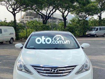 Hyundai Sonata E cần bán Huyndai  sx 2011AT 2011 - E cần bán Huyndai Sonata sx 2011AT