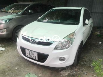 Hyundai i20 Xe che mưa nắng cho anh chị em văn phòng 2010 - Xe che mưa nắng cho anh chị em văn phòng