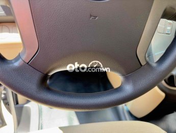 Hyundai Grand Starex Bán Hyunndai Starex 9c máy dầu số sàn 2018 2017 - Bán Hyunndai Starex 9c máy dầu số sàn 2018