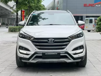 Hyundai Tucson 1.6 Turbo 2018 - Bán Hyundai Tucson 1.6 Turbo đời 2018, màu trắng, xe đẹp đi gia đình