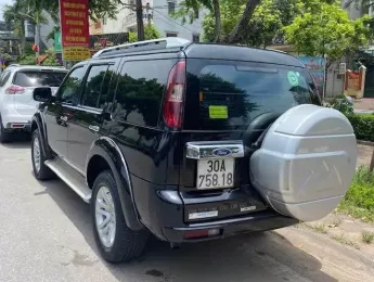 Ford Everest 2015 - Chính chủ bán xe Ford Everest sx năm 2015 số tự động , máy dầu