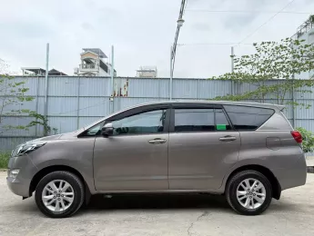 Toyota Innova 2019 - Chính chủ bán xe Innova 2019 2.0E Sàn tự động