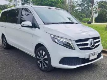 Mercedes-Benz 190 V250 Luxury 2021 - Chính chủ bán Mercedes V250 Luxury sx2021, bsHCM, còn bảo hành chính hãng