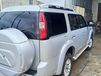 Ford Everest 2012 - CẦN BÁN XE FOREVRET SẢN XUẤT NĂM 2012